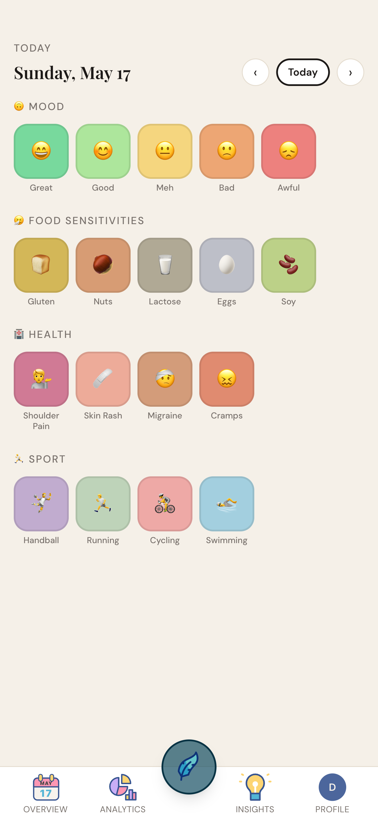 Log Simply — the Log screen with category tiles